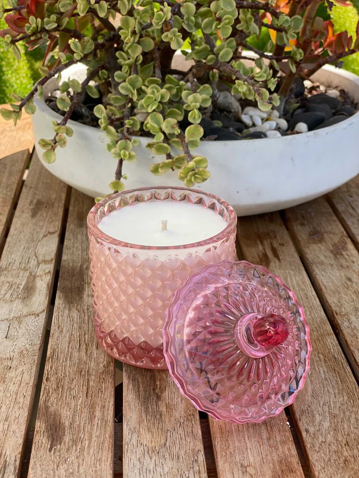 9 oz Vintage Glass Quilted Candle